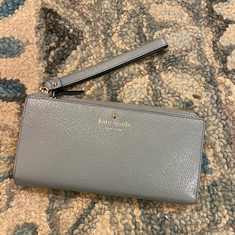 Kate Spade wristlet/wallet in robin egg blue